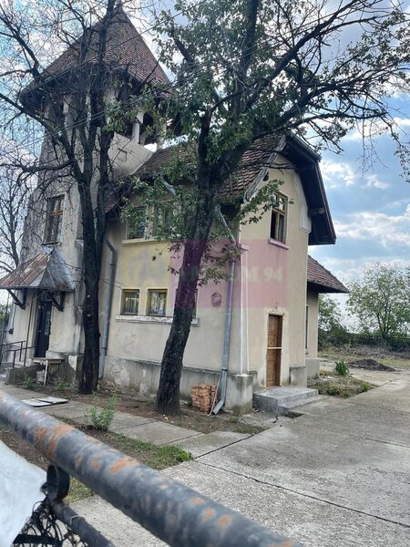 Casa de vanzare (vad comercial)